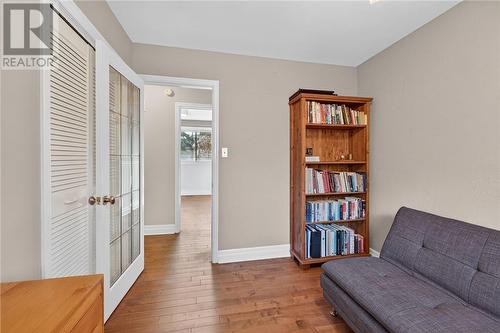 15 Rodney Street, Barrie, ON - Indoor Photo Showing Other Room