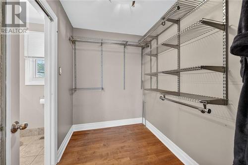 15 Rodney Street, Barrie, ON - Indoor