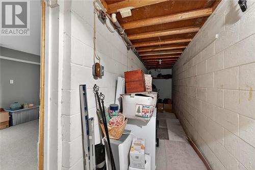 15 Rodney Street, Barrie, ON - Indoor Photo Showing Other Room