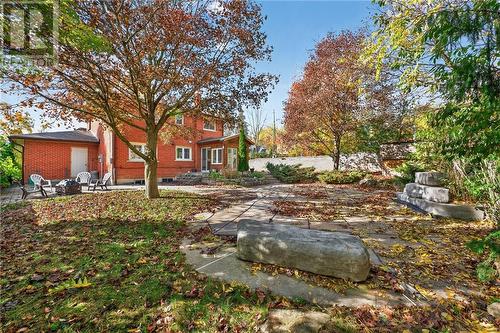 15 Rodney Street, Barrie, ON - Outdoor