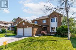 MAIN2ND - 615 SANDFORD STREET  Newmarket, ON L3X 1T4