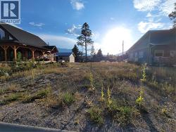8775 Mountainview Street Lot# Lot 2  Canal Flats, BC V0B 0B3
