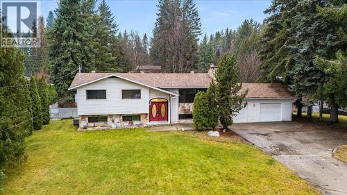 1408 Meadowbrook Drive, Castlegar, BC - Outdoor