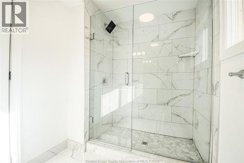 3076 Sandwich, Windsor, ON - Indoor Photo Showing Bathroom
