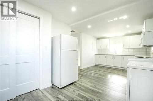 3076 Sandwich, Windsor, ON - Indoor Photo Showing Kitchen