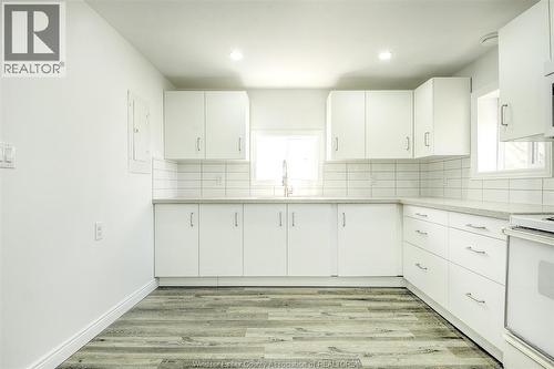 3076 Sandwich, Windsor, ON - Indoor Photo Showing Kitchen