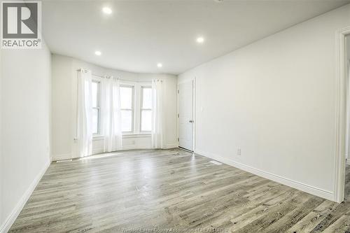 3076 Sandwich, Windsor, ON - Indoor Photo Showing Other Room