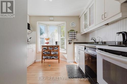 36 Nautical Road, Brantford, ON - Indoor Photo Showing Kitchen