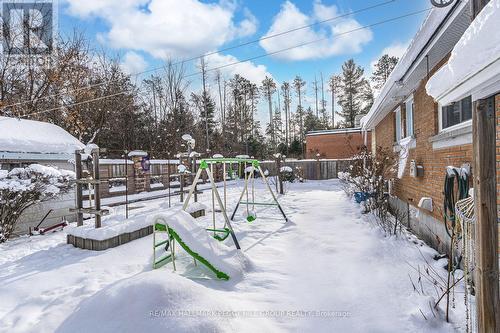 42 Mill Street, Essa, ON - Outdoor