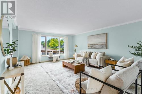 34 Cedartree Lane, Kawartha Lakes (Bobcaygeon), ON - Indoor Photo Showing Living Room