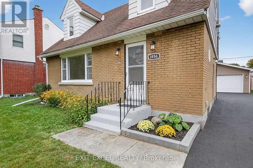 1456 LAROSE AVENUE  Ottawa, ON K1Z 7X8