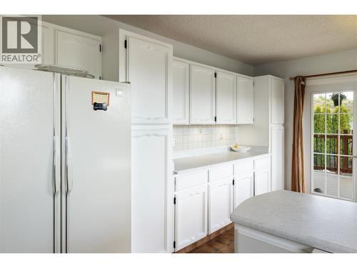 5826 Bartlett Road, Vernon, BC - Indoor Photo Showing Other Room