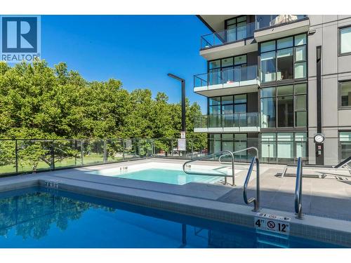 3352 Richter Street, Kelowna, BC - Outdoor With In Ground Pool