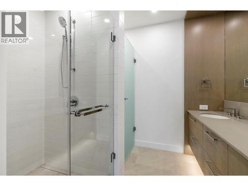 3352 Richter Street, Kelowna, BC - Indoor Photo Showing Bathroom