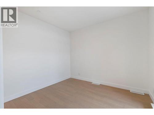 3352 Richter Street, Kelowna, BC - Indoor Photo Showing Other Room