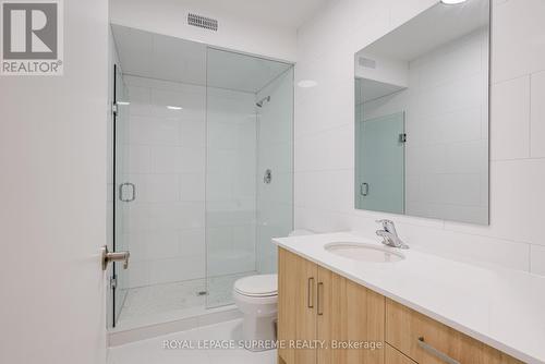 154 Robina Avenue, Toronto, ON - Indoor Photo Showing Bathroom