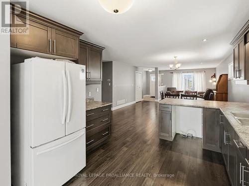 8 Tessa Boulevard, Belleville (Belleville Ward), ON - Indoor Photo Showing Kitchen