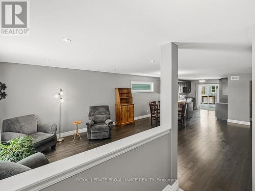 8 Tessa Boulevard, Belleville (Belleville Ward), ON - Indoor