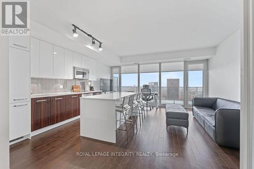 1908 - 111 Champagne Avenue S, Ottawa, ON - Indoor Photo Showing Kitchen With Upgraded Kitchen