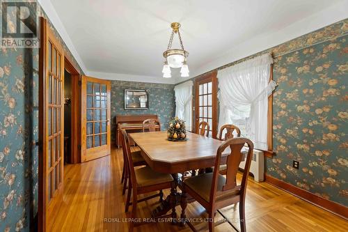 3835 Main Street, Niagara Falls, ON - Indoor Photo Showing Dining Room