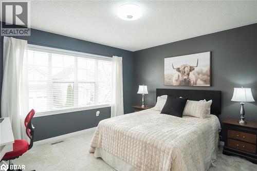 720 Lingen Crescent, Milton, ON - Indoor Photo Showing Bedroom