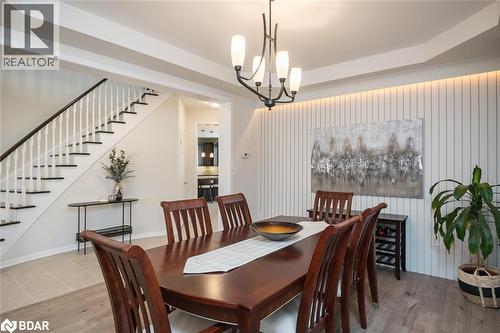 720 Lingen Crescent, Milton, ON - Indoor Photo Showing Dining Room