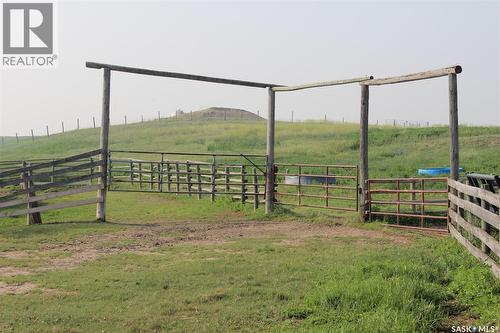 Large Cattle Ranch, Lacadena Rm No. 228, SK 