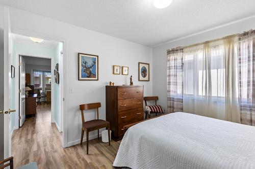 112-1201 Cameron Avenue, Kelowna, BC - Indoor Photo Showing Bedroom