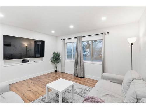 10 Frost St, Riverview, NB 