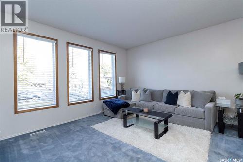 126 Kerr Road, Saskatoon, SK - Indoor Photo Showing Living Room