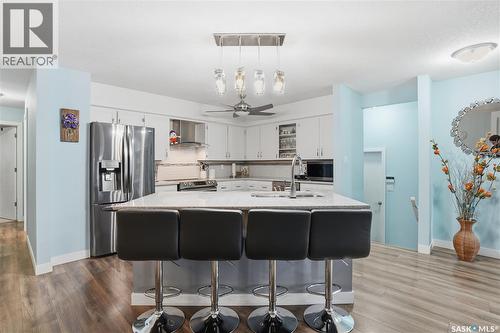 155 Catherwood Crescent, Regina, SK - Indoor Photo Showing Kitchen With Double Sink