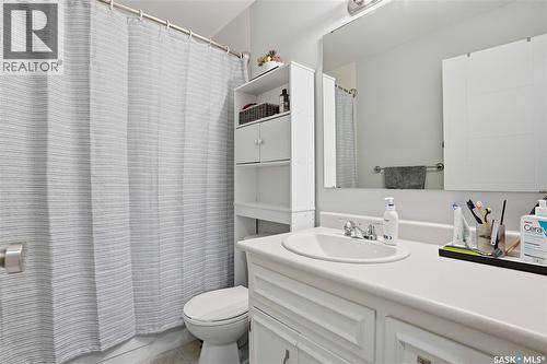 155 Catherwood Crescent, Regina, SK - Indoor Photo Showing Bathroom