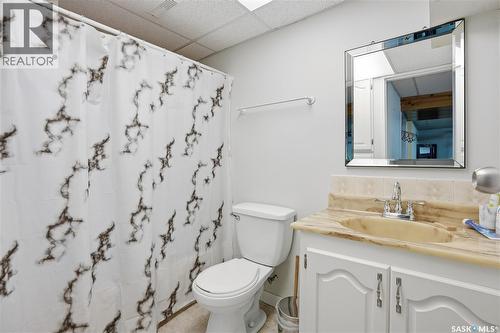 155 Catherwood Crescent, Regina, SK - Indoor Photo Showing Bathroom