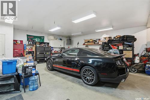 155 Catherwood Crescent, Regina, SK - Indoor Photo Showing Garage