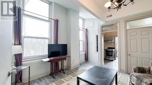 56 Albert Street, Stratford, ON - Indoor