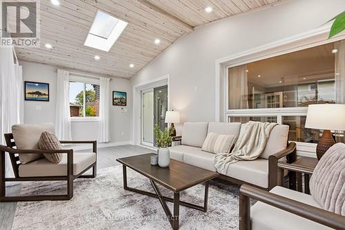 86 Rollo Drive, Ajax (South East), ON - Indoor Photo Showing Living Room