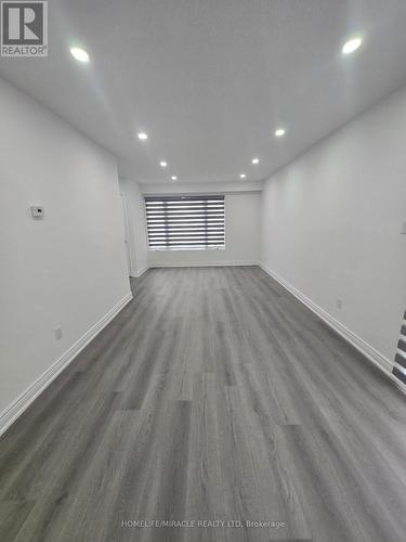 3 Sylvia Street, Barrie, ON - Indoor