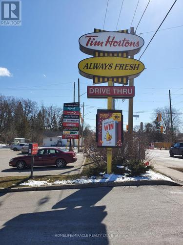 3 Sylvia Street, Barrie, ON - Outdoor