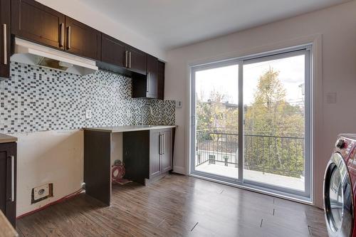 Kitchen - 2206 Rue Auclair, Laval (Saint-Vincent-De-Paul), QC - Indoor