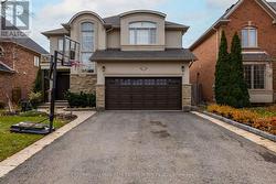 2472 CHAPLIN ROAD  Oakville, ON L6H 0A4