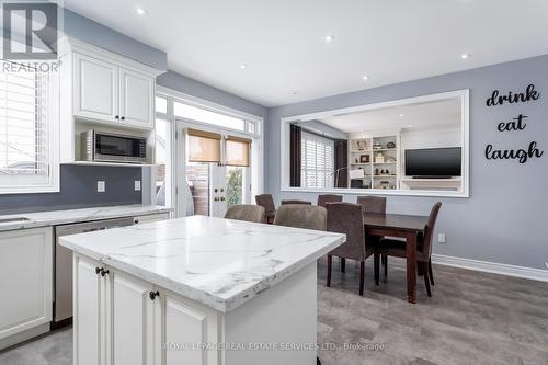 2472 Chaplin Road, Oakville, ON - Indoor