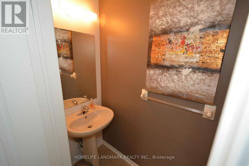 4825 Fulwell Road, Mississauga, ON - Indoor Photo Showing Bathroom