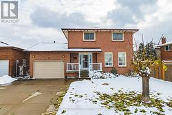 19 HADELAND AVENUE  Hamilton, ON L9C 6Z8