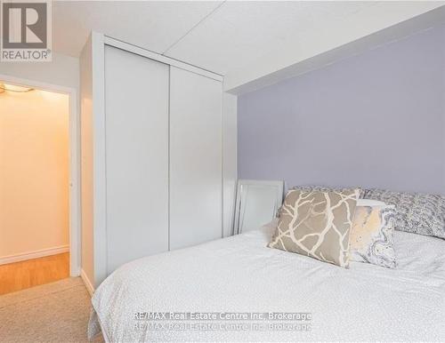 310 - 65 Silvercreek Parkway N, Guelph (Junction/Onward Willow), ON - Indoor Photo Showing Bedroom
