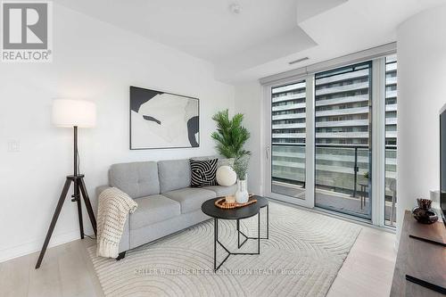 N609 - 35 Rolling Mills Road, Toronto, ON - Indoor Photo Showing Living Room