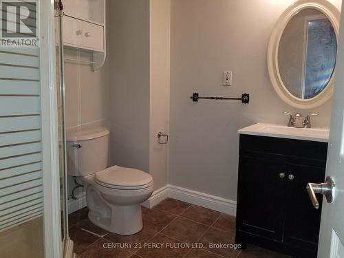 Bsmt 3 pc standing shower - 94 - 923 Burns Street W, Whitby, ON - Indoor Photo Showing Bathroom