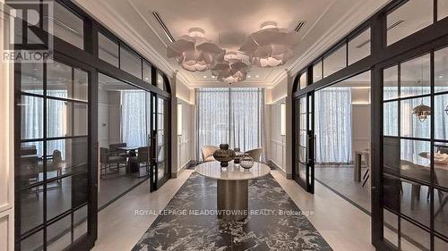 1439 - 20 Inn On The Park Drive, Toronto, ON - Indoor Photo Showing Other Room