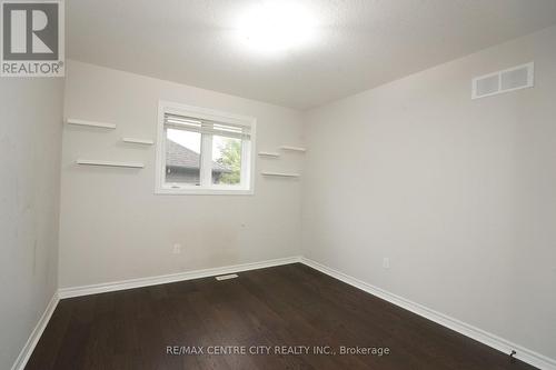 1509 Horseshoe Crescent, London North (North H), ON - Indoor Photo Showing Other Room