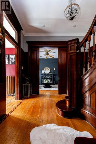 34 Holton Avenue S, Hamilton, ON - Indoor Photo Showing Other Room