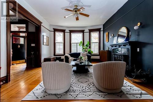 34 Holton Avenue S, Hamilton, ON - Indoor